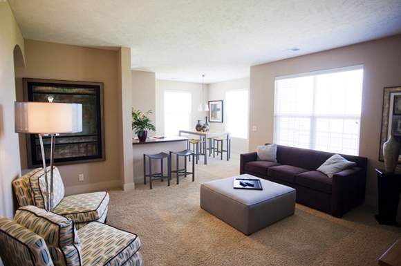 Broadmoor Hills Image 12