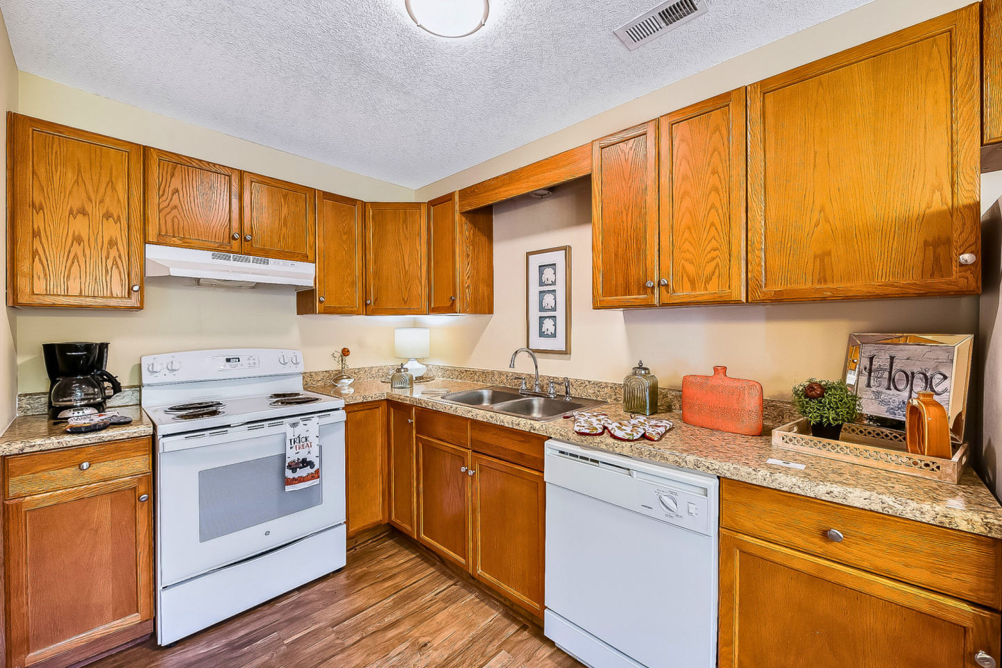 Meadow Creek Townhomes Image 14