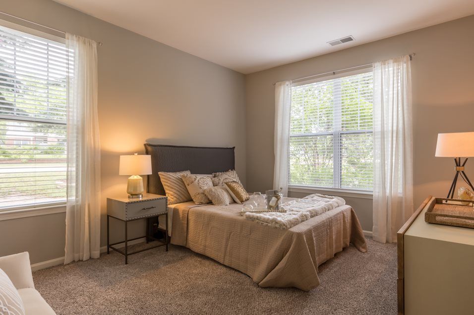 Woodlake Apartments Image 11