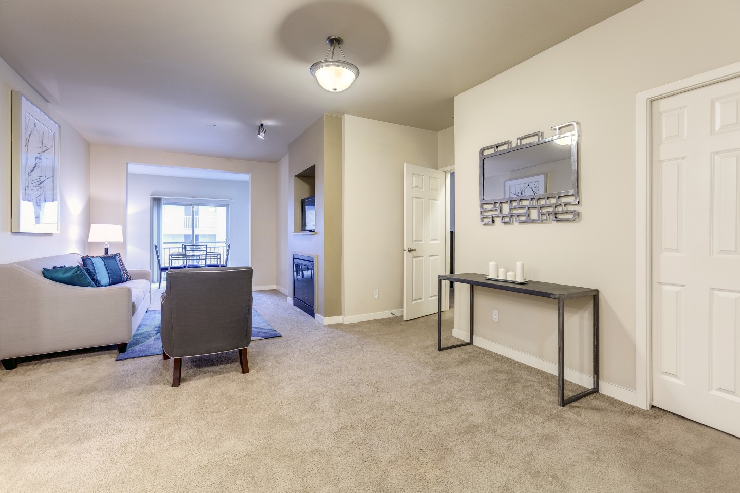 Avion Apartments Image 8