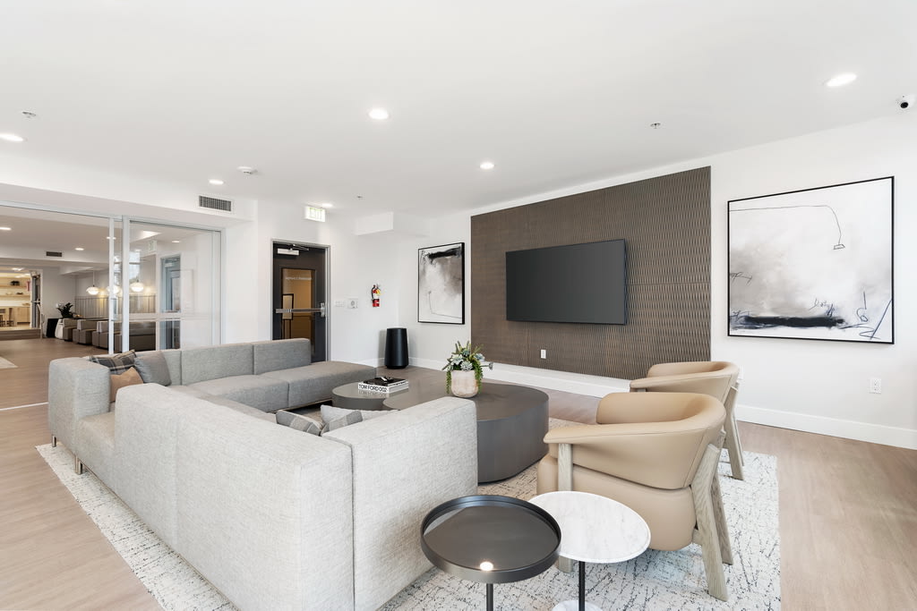 Vantage Pointe Image 44