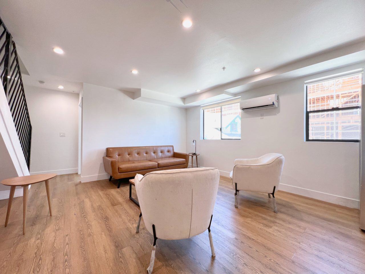 3100 S Normandie Avenue - Co-Living Image 5