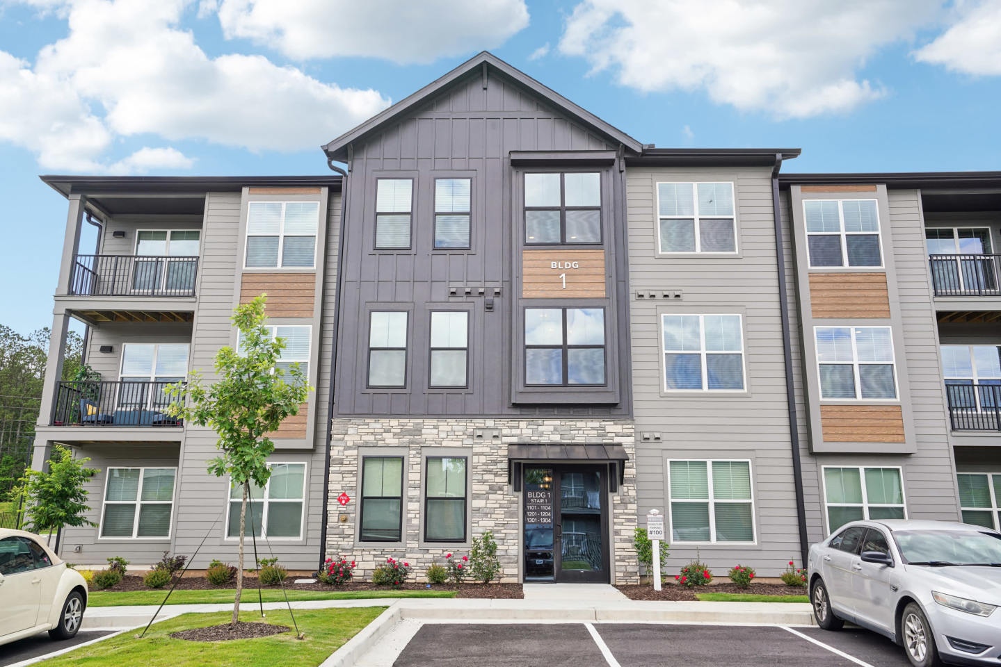 The Pullman Luxury Apartment Homes Image 67
