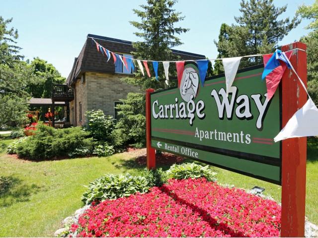 Carriage Way Apartments Image 1