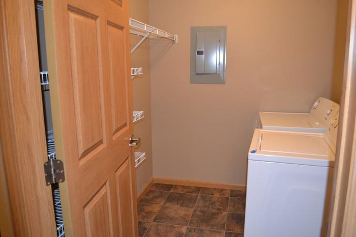 Sidney Apartments Image 47