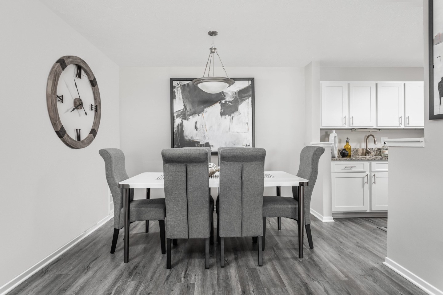 The Pointe at Canyon Ridge Apartments Image 5