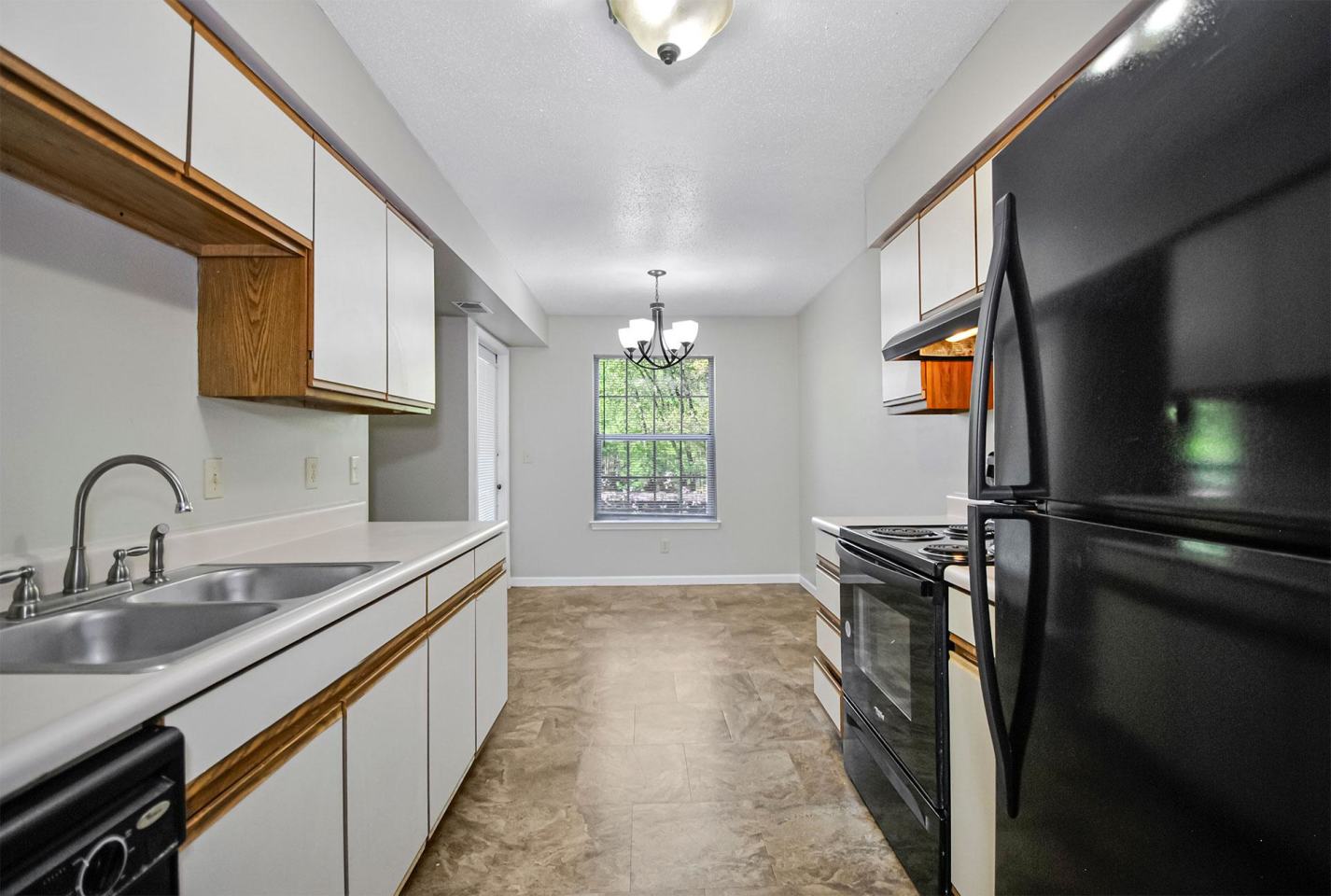 Woodland Valley Apartments Image 9