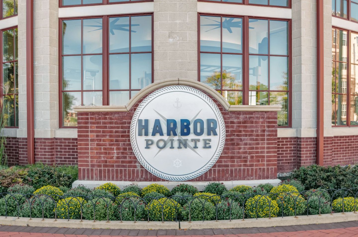 Harbor Pointe Image 42