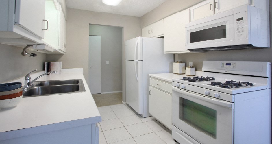 Inwood Village Image 15