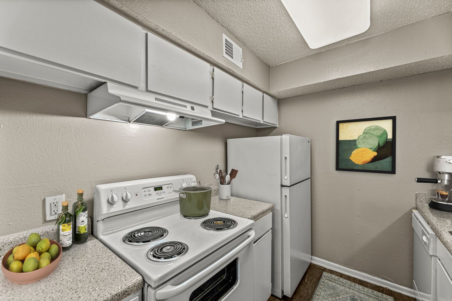 5636 Apartment Homes Image 22