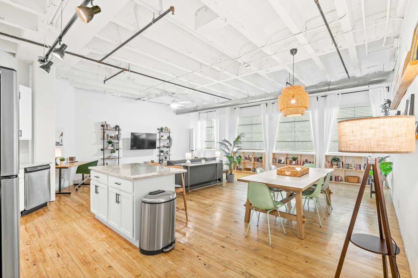 900 Peachtree Image 18