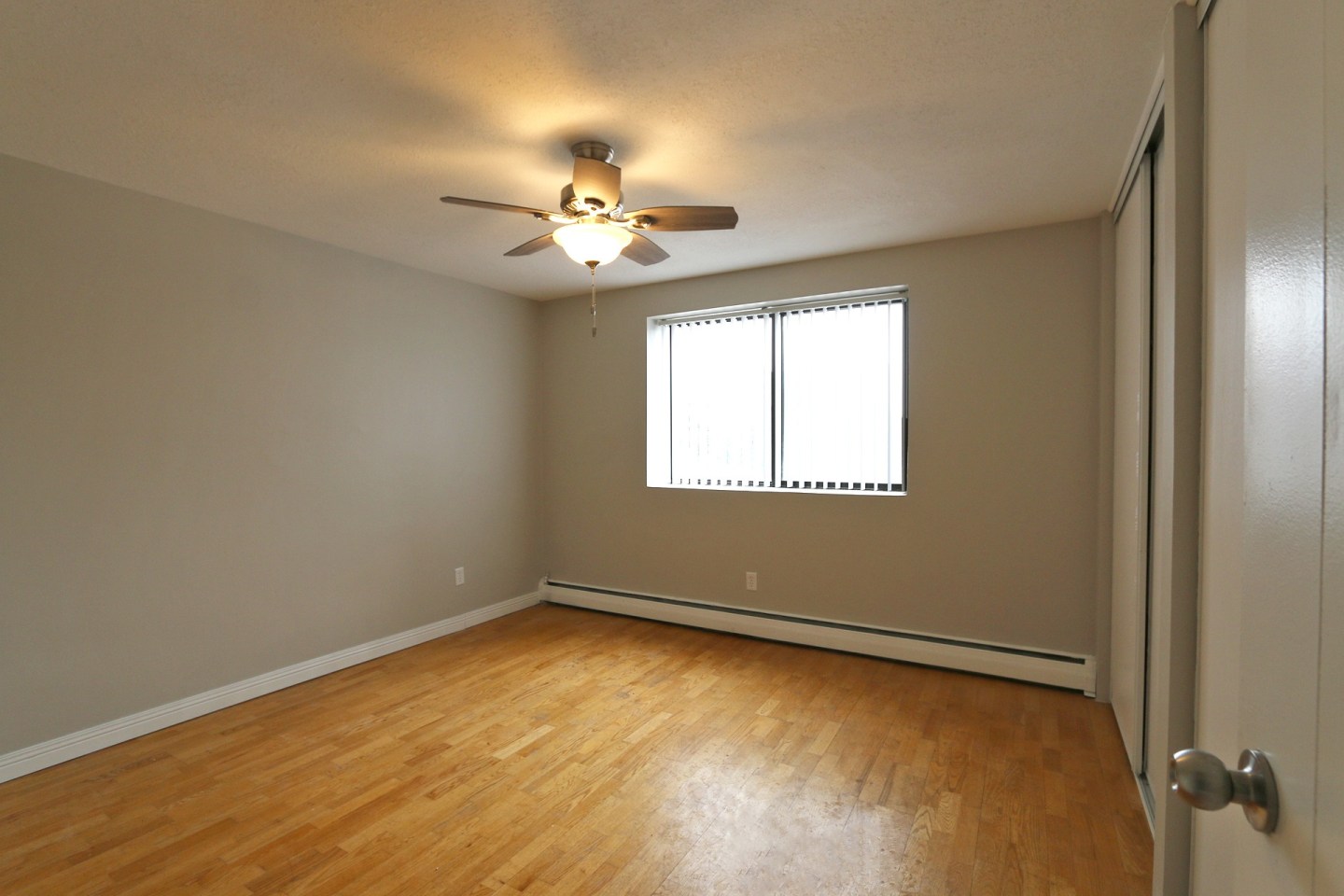 214 Place Apartments Image 31