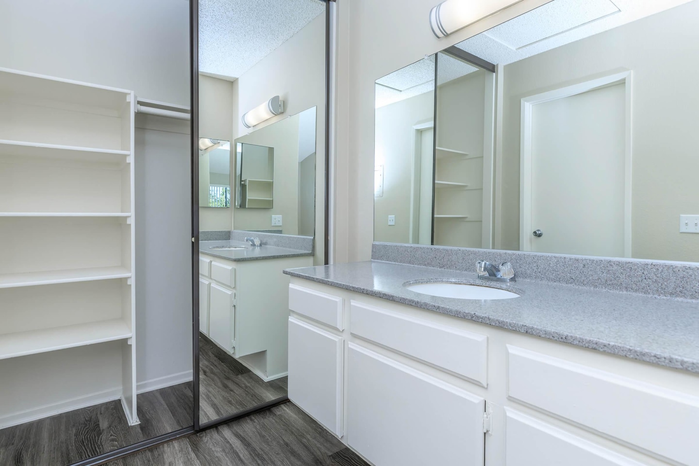 Spring Lakes Apartment Homes Image 40