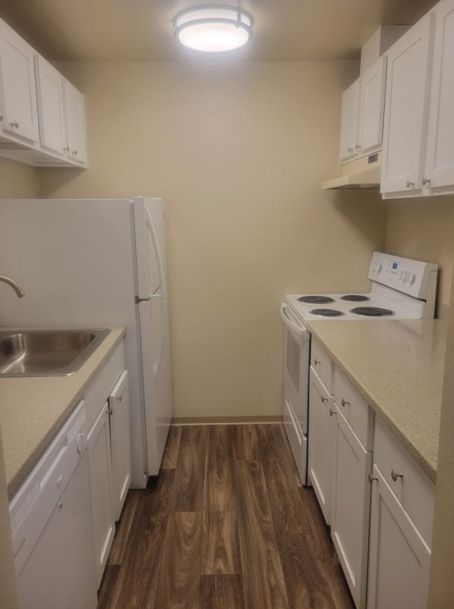 Hartford Court Image 6