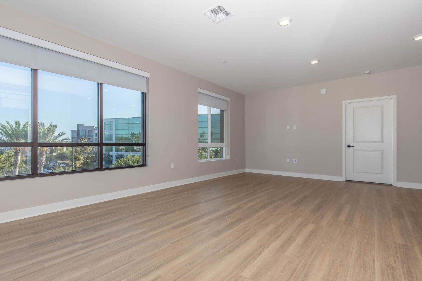 Link OC Apartments Image 157