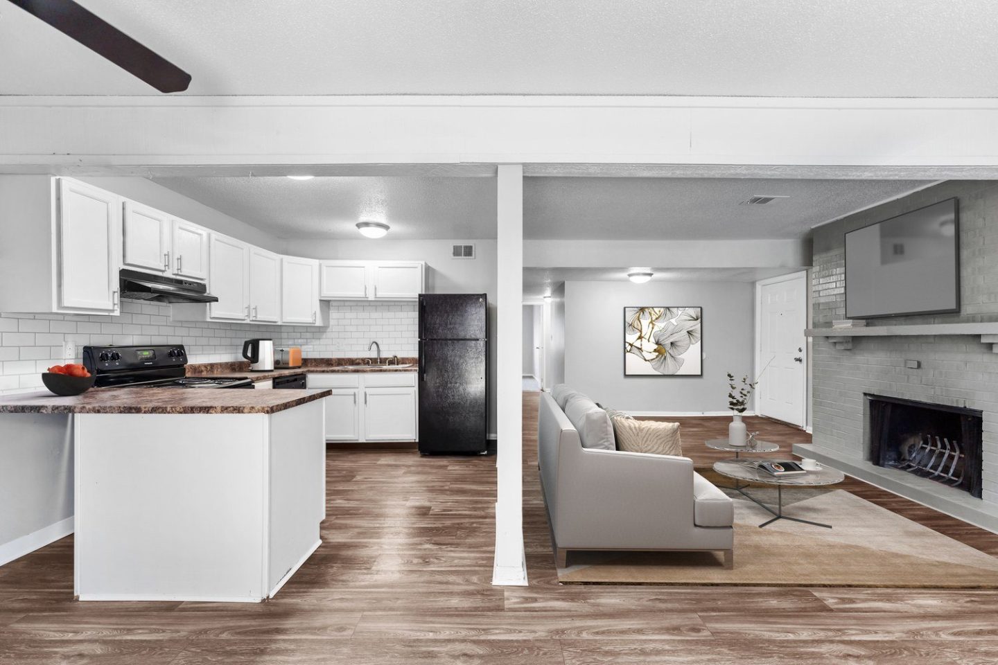 Treetop Lodge Apartments Image 5