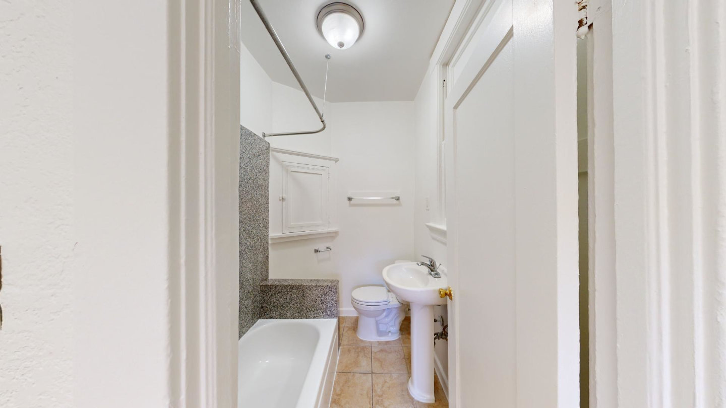 925 Geary Image 12