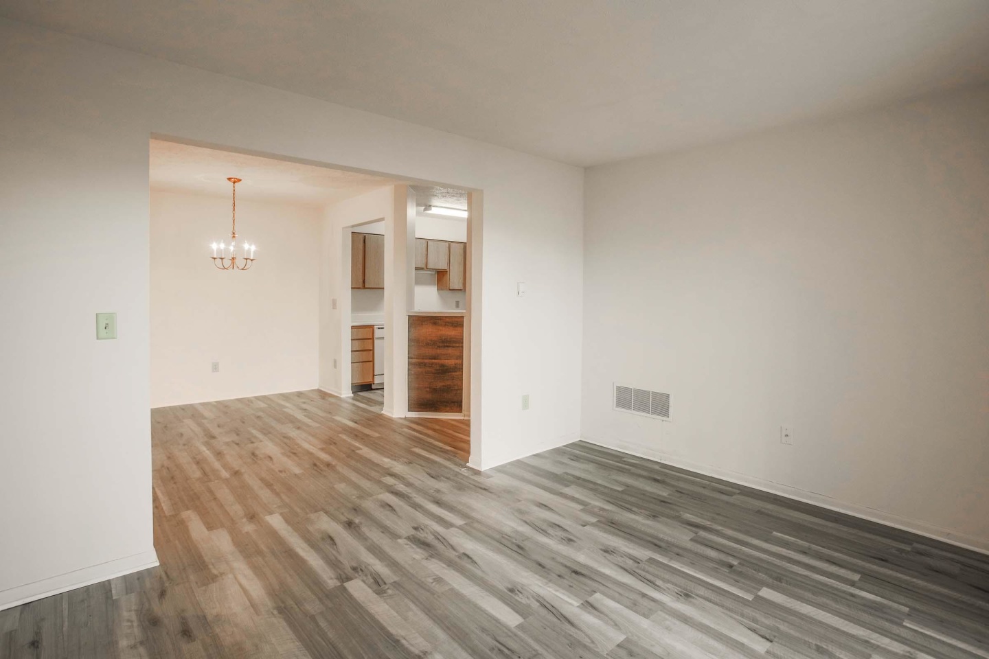 Port Crossing Apartments Image 1