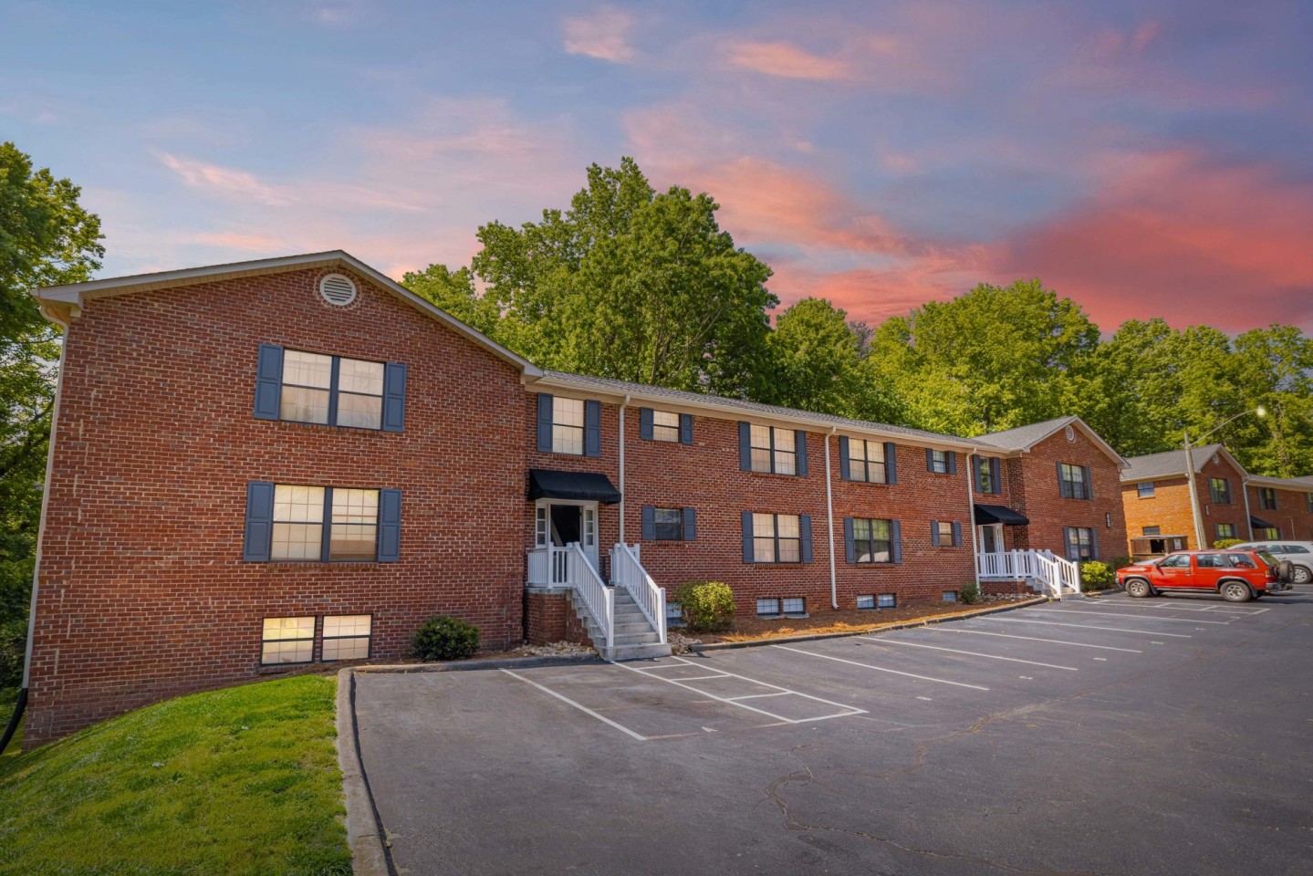 Lindsey Manor Apartments Image 22