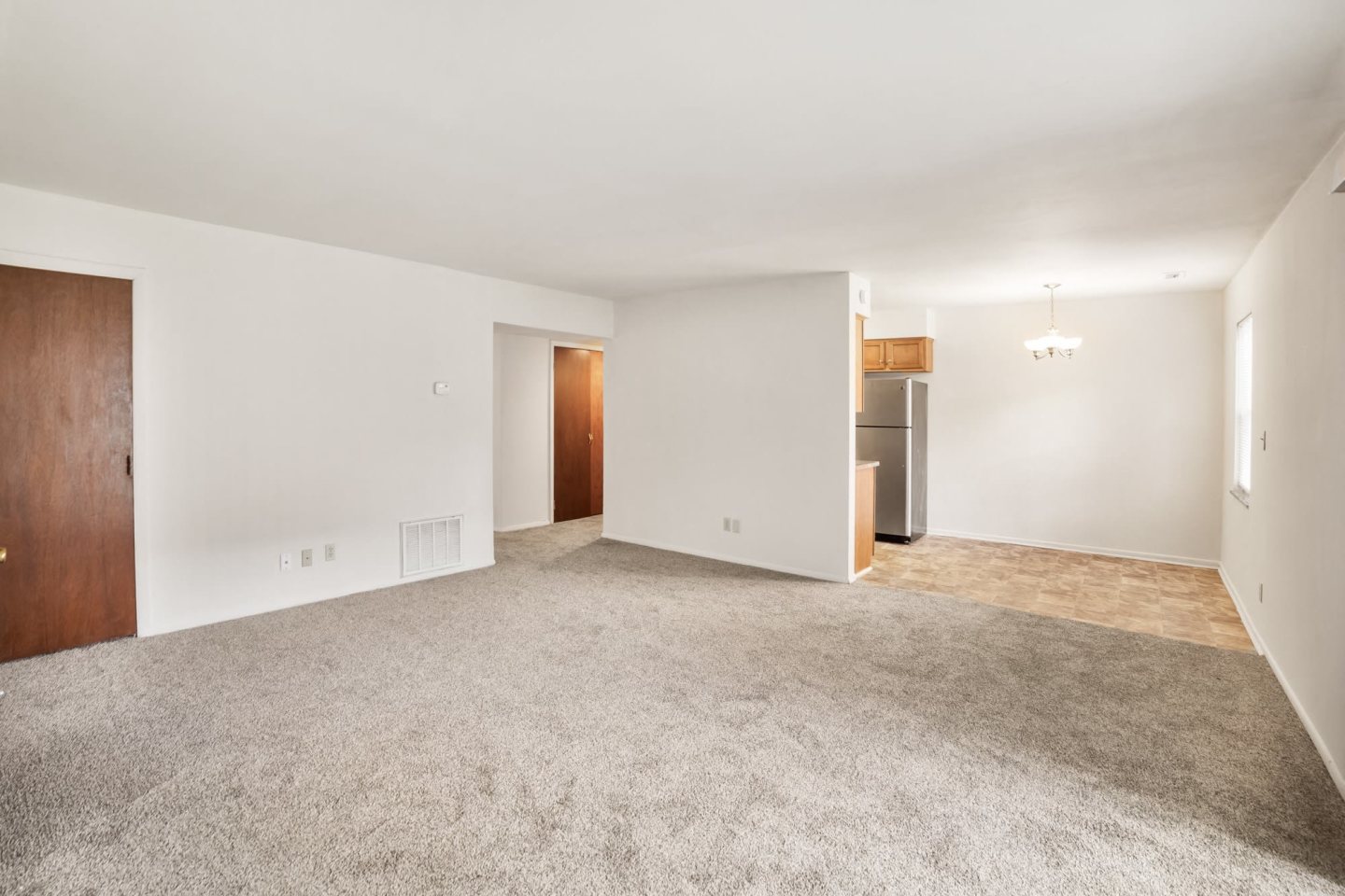 Somerset Apartments Image 5