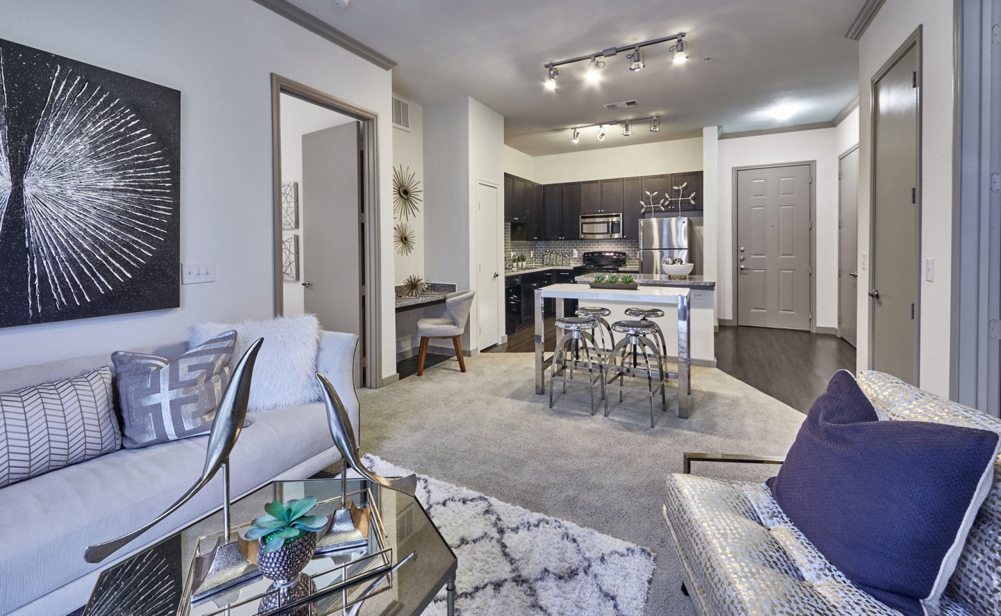 Standard at CityLine I & II Image 26