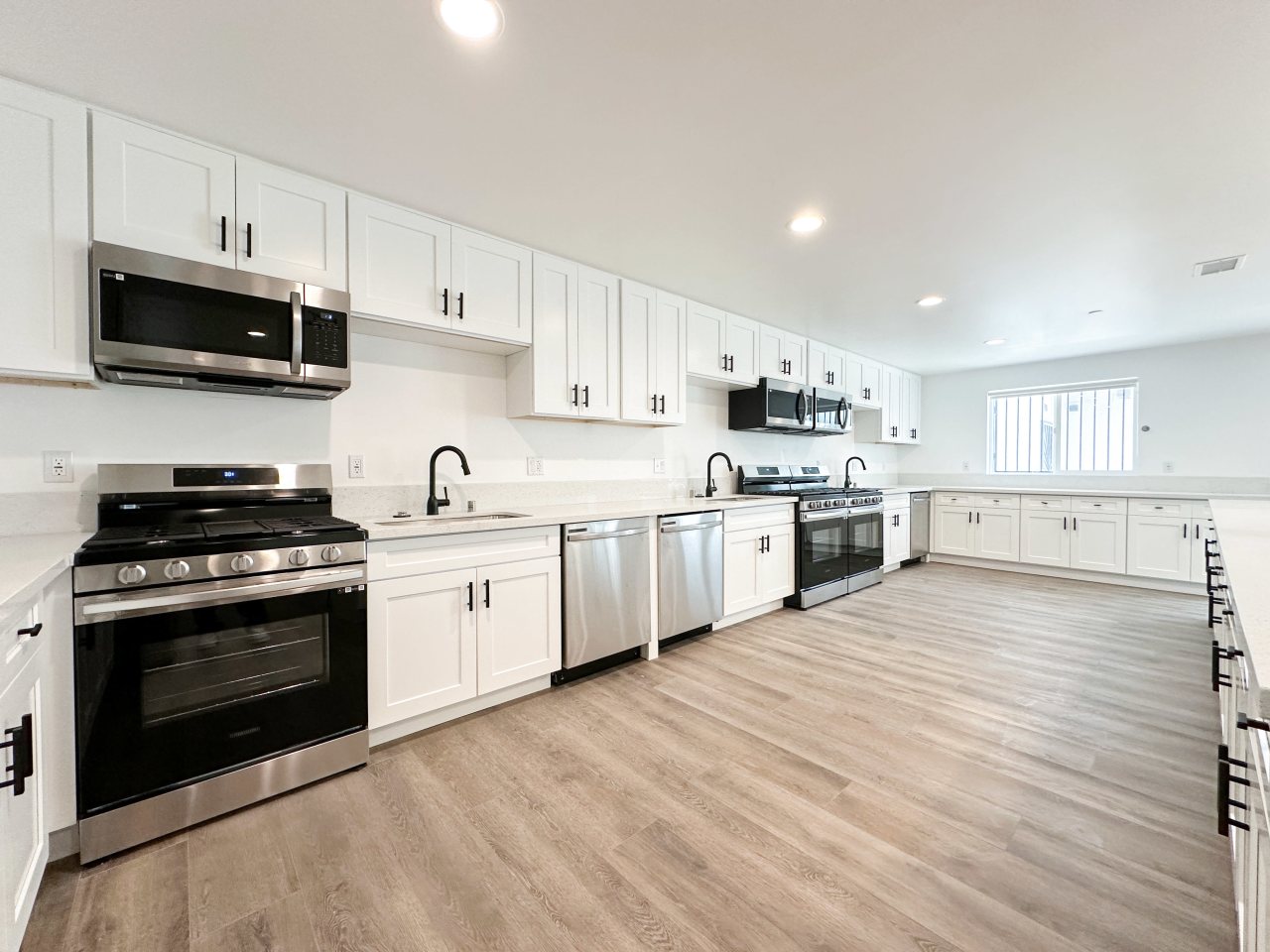 1443 West 37th Drive Image 12