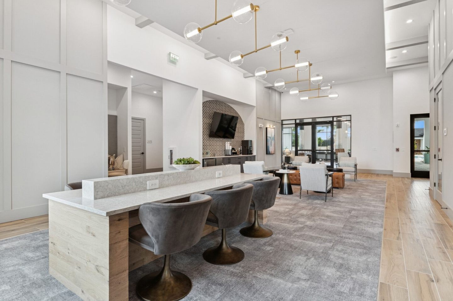 Ascend Crossroads Image 15