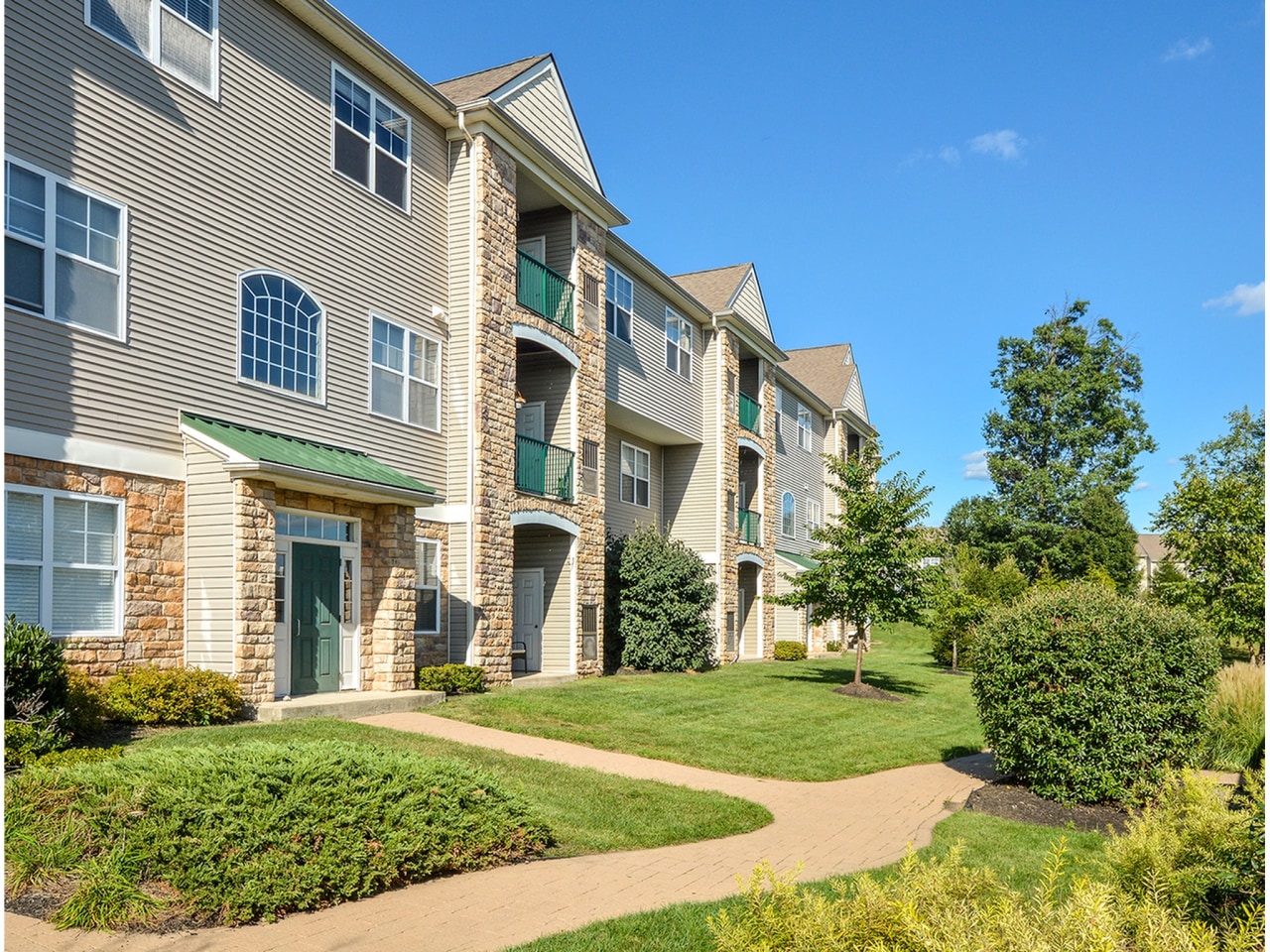 Plymouth Pointe Apartments Image 32