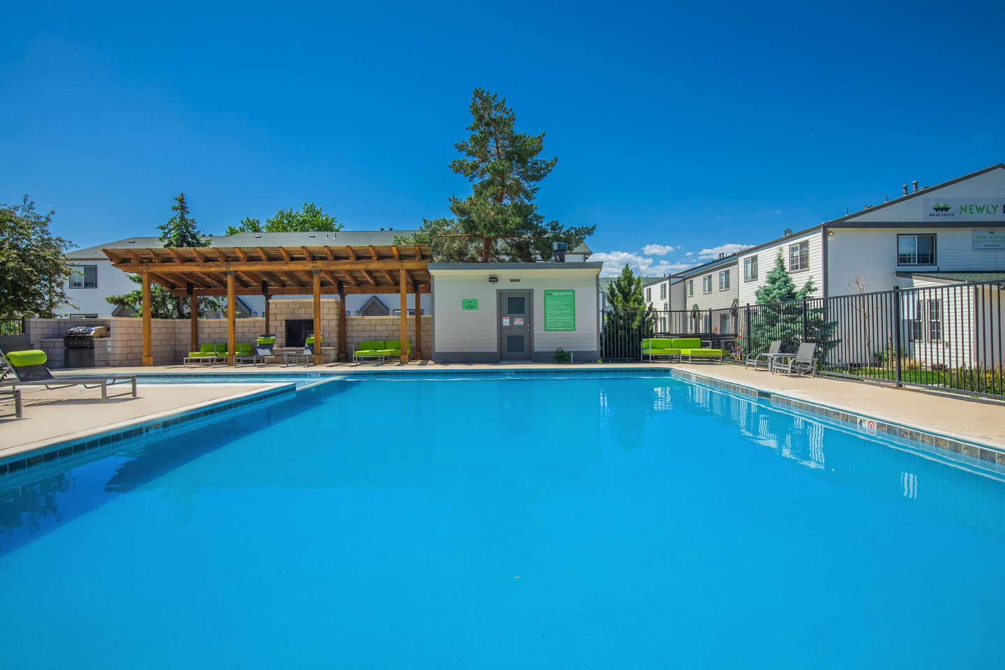 Briar Grove Townhomes Image 10