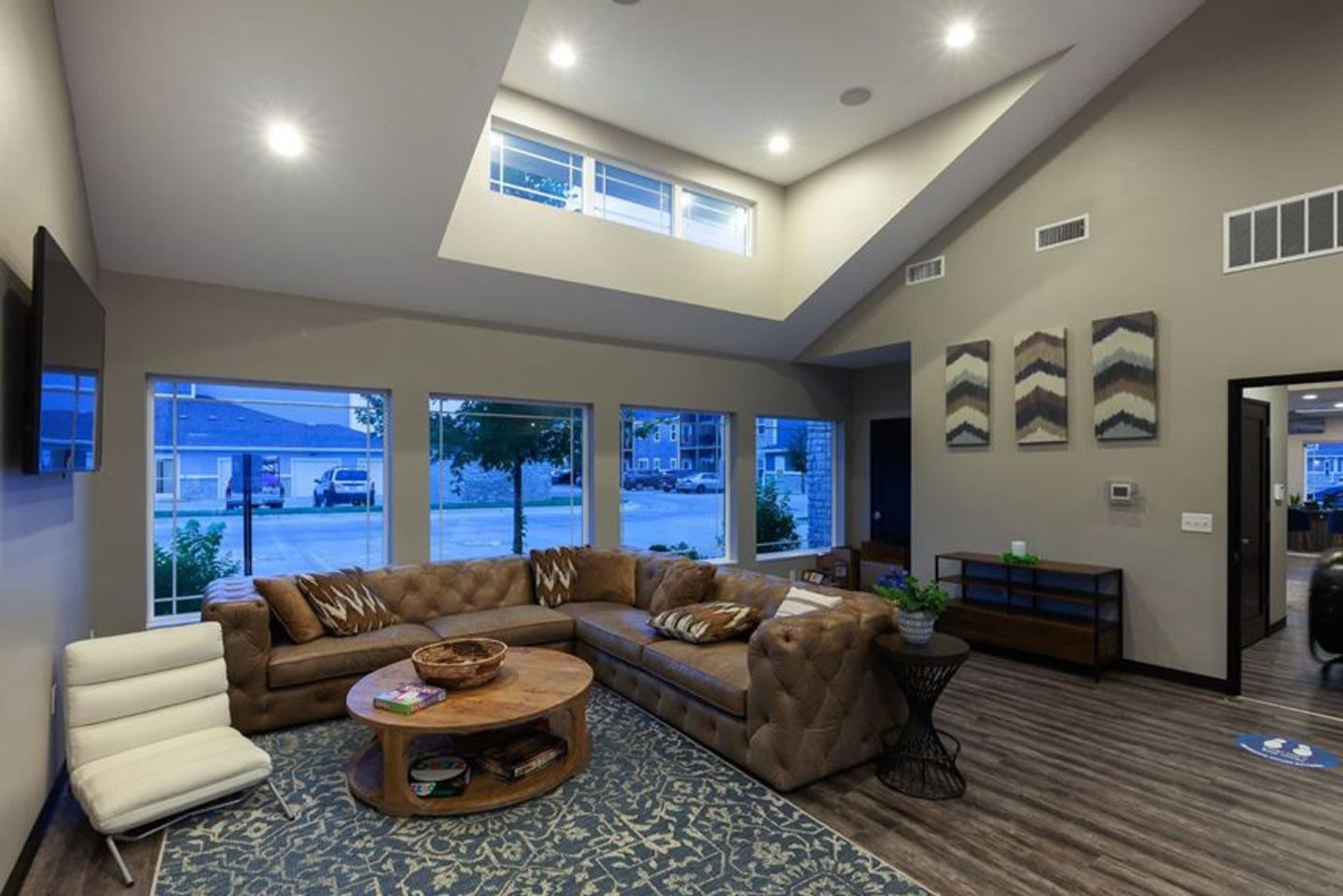 Autumn Ridge Image 12