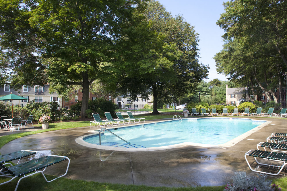 Beverly Commons Image 13