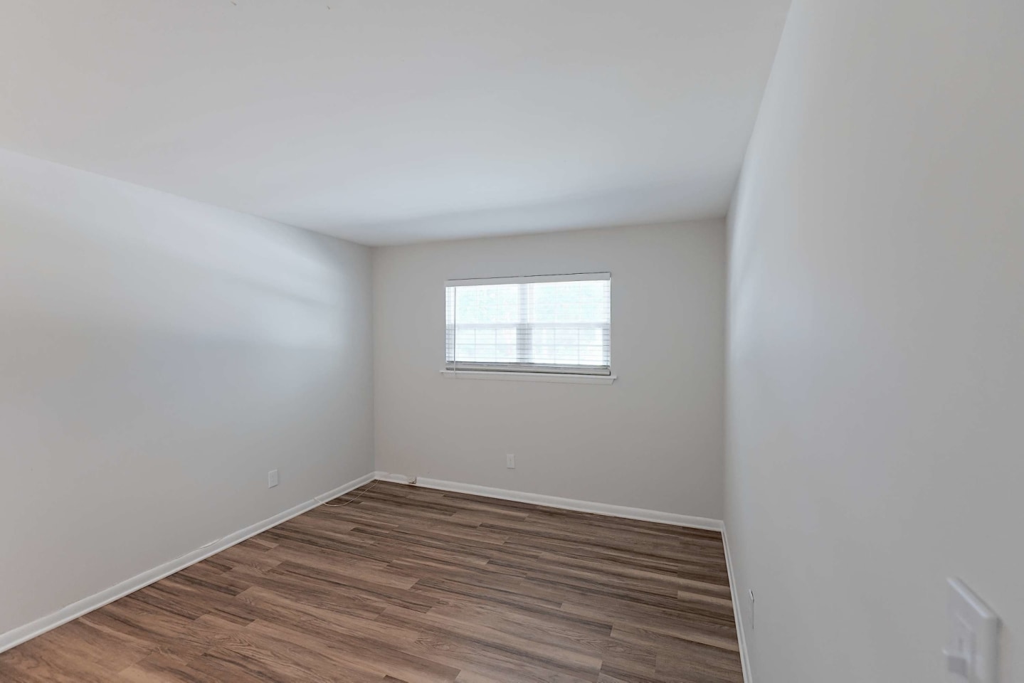 Trails End Apartments Image 4