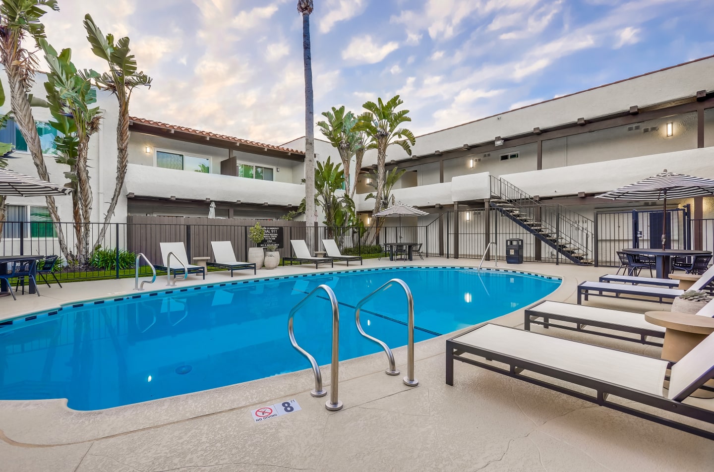 VIVA Apartment Homes Image 38