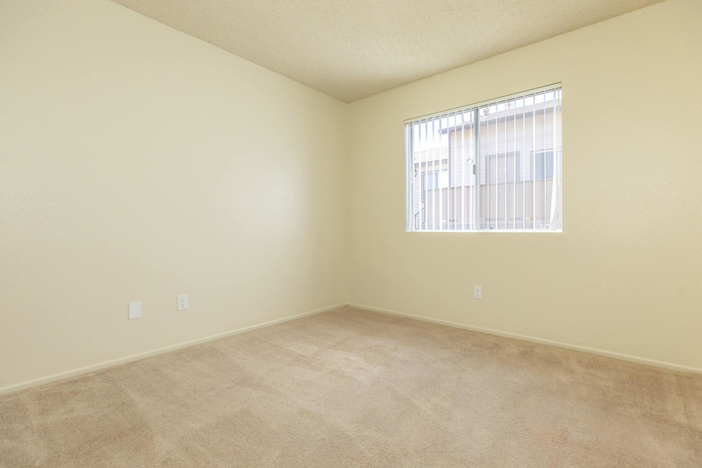 Harbor Point Apartments Image 22