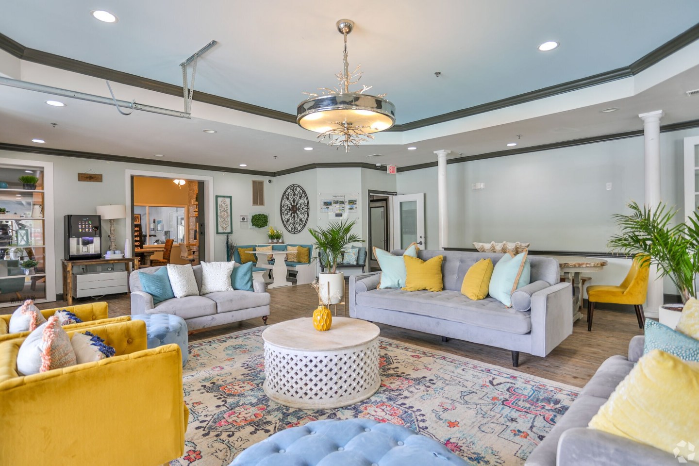 Channel Family Apartment Homes Image 6