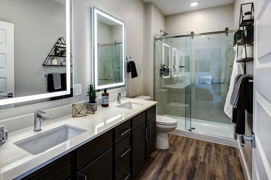 Icon Apartment Homes at Ferguson Farm Image 22