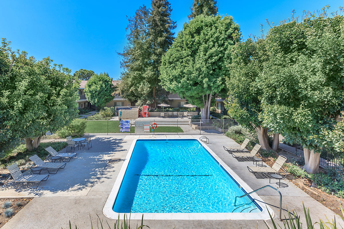 Ventura Beach Luxury Apartments Image 8