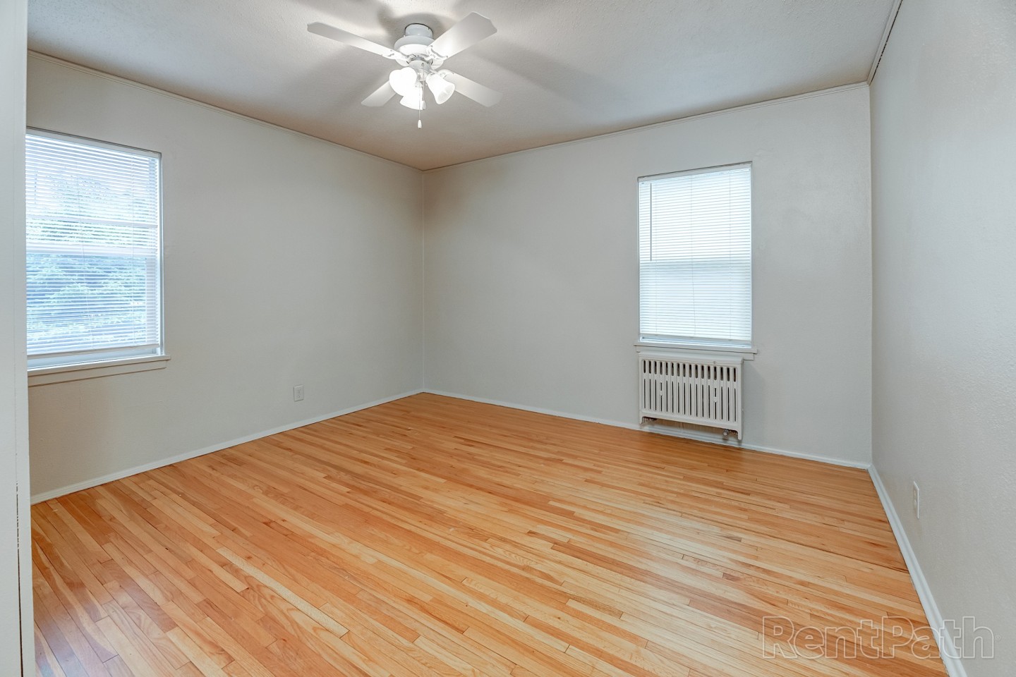 Uptown West Apartments Image 13