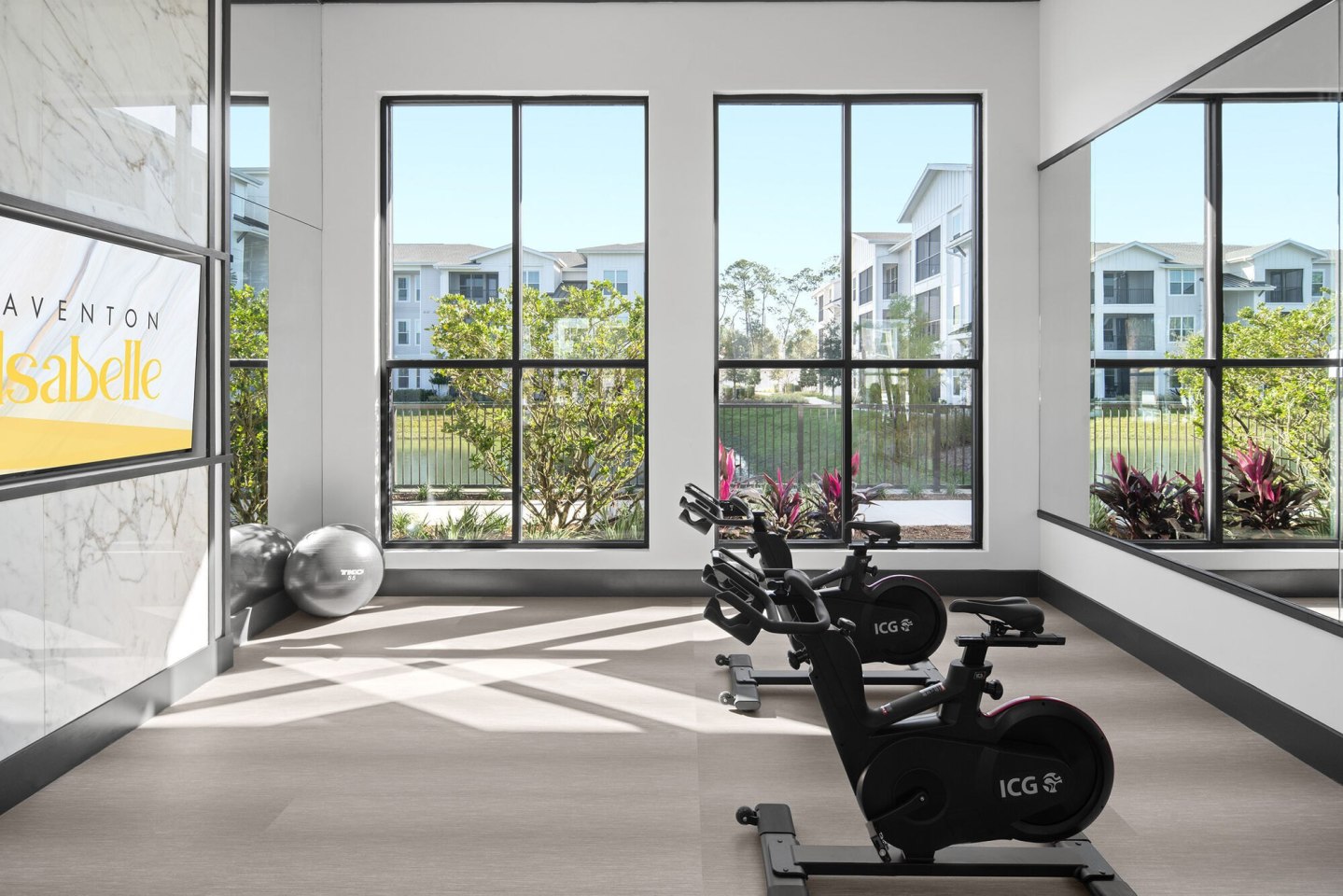 Aventon Isabelle Image 2