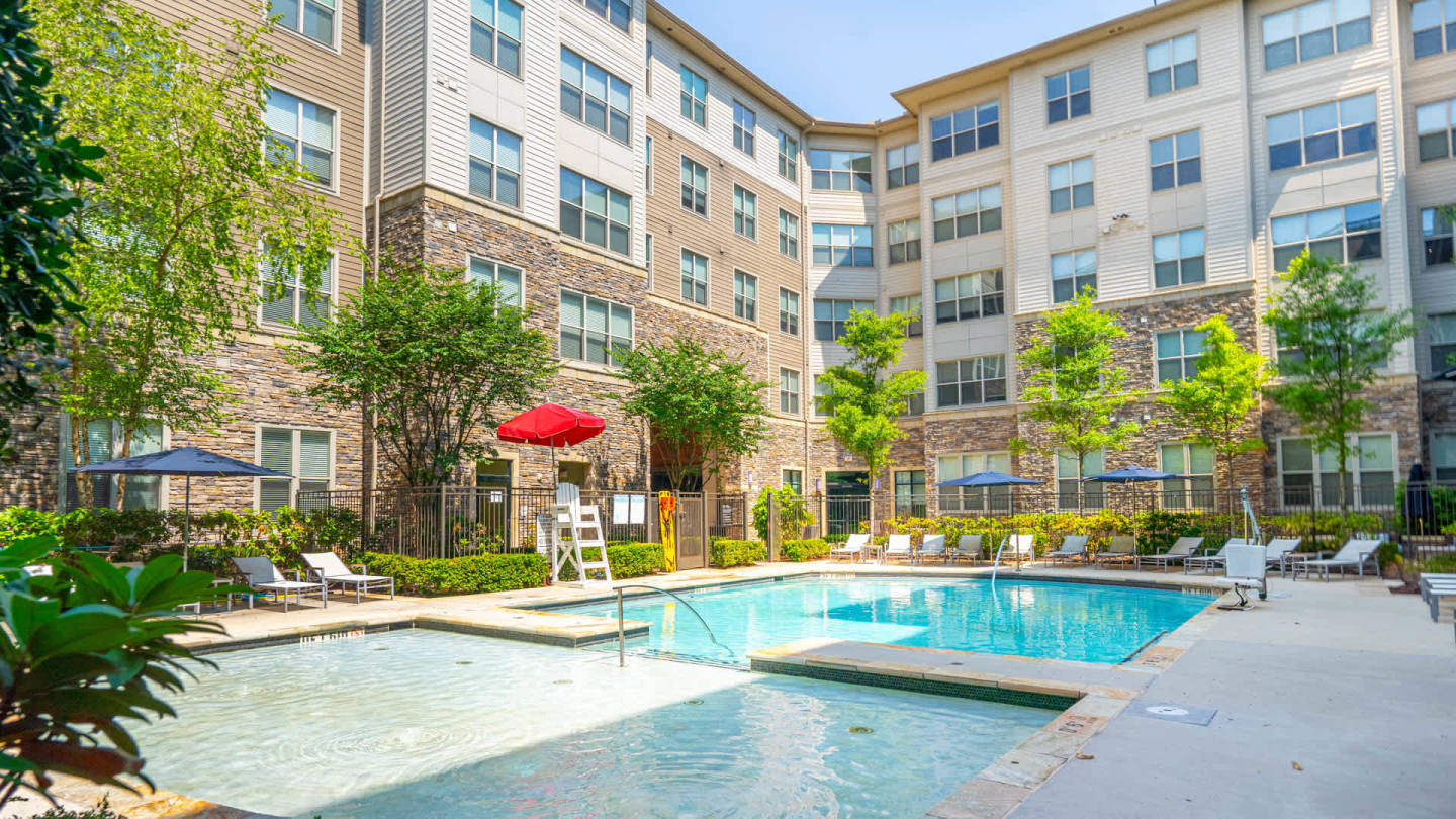 Axis at Shady Grove Image 46