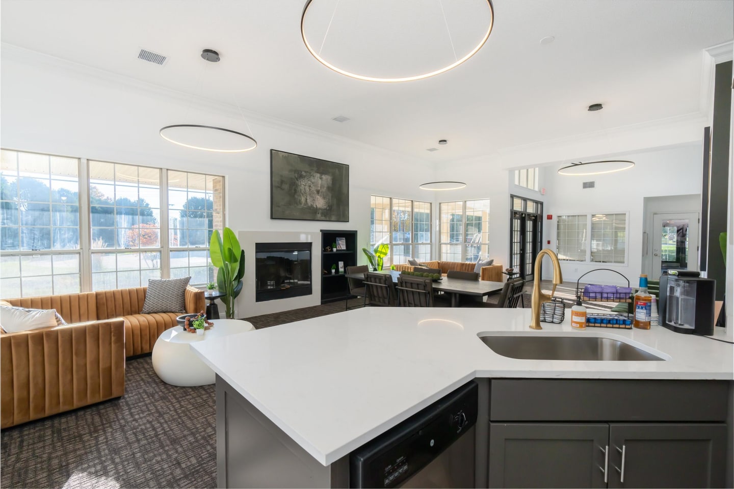 Ravinia Apartments Image 34