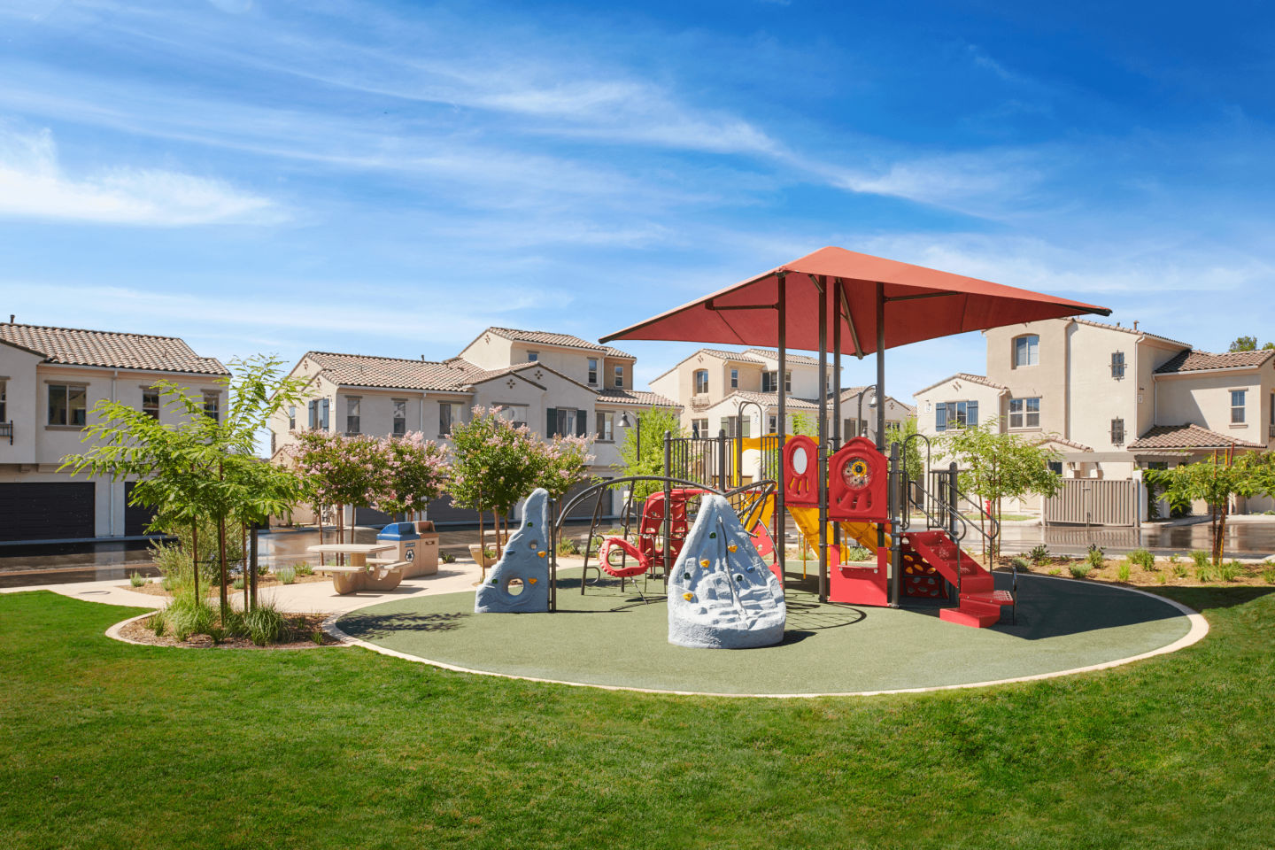 Mitchell Place Apartments Image 19