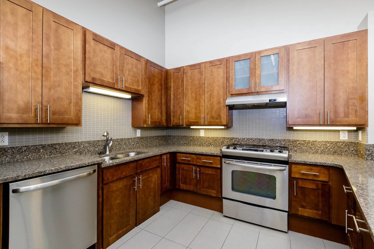 Metropolitan Artist Lofts - Affordable Housing Image 8