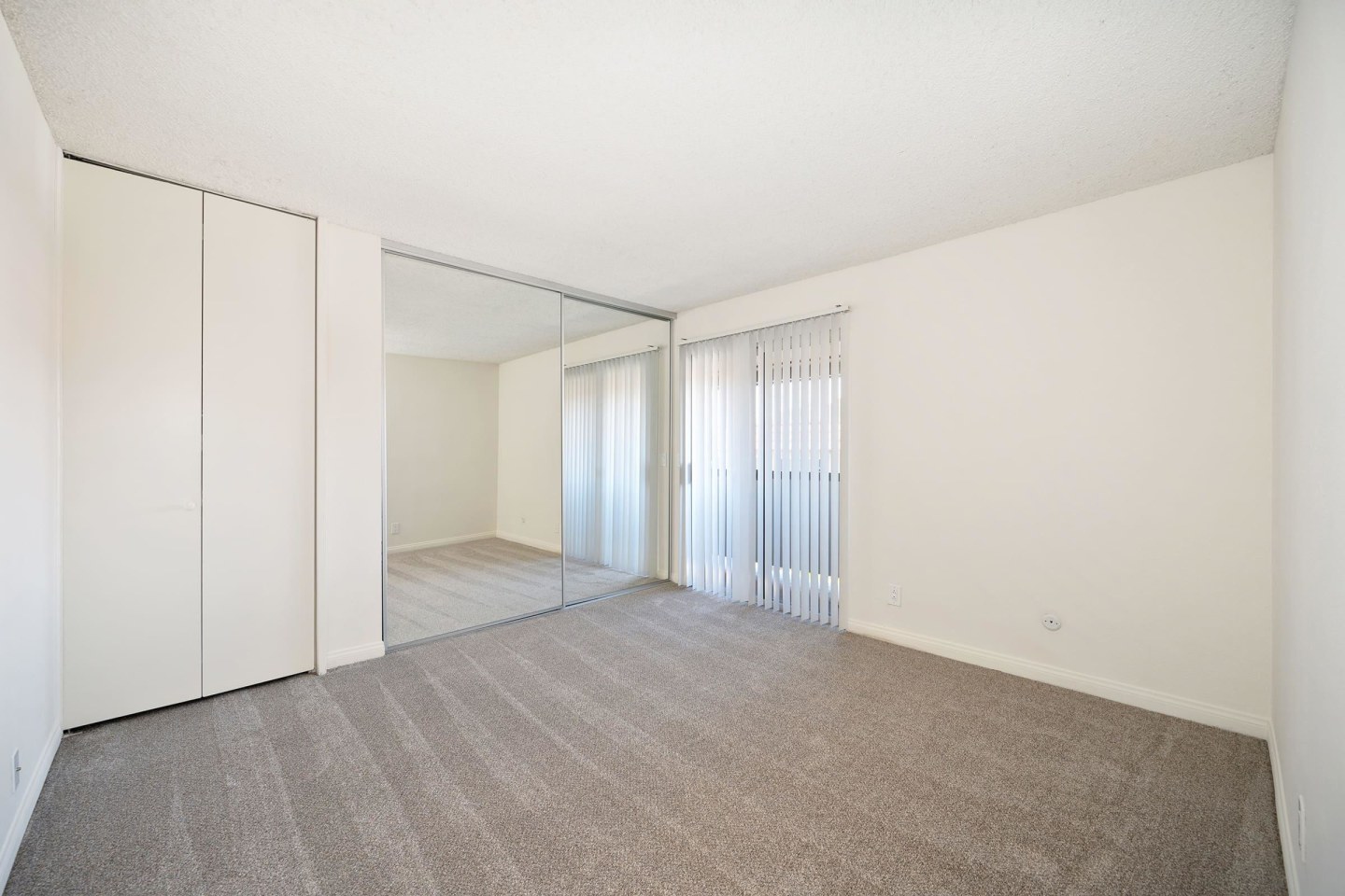 Elan Beachpointe Image 20