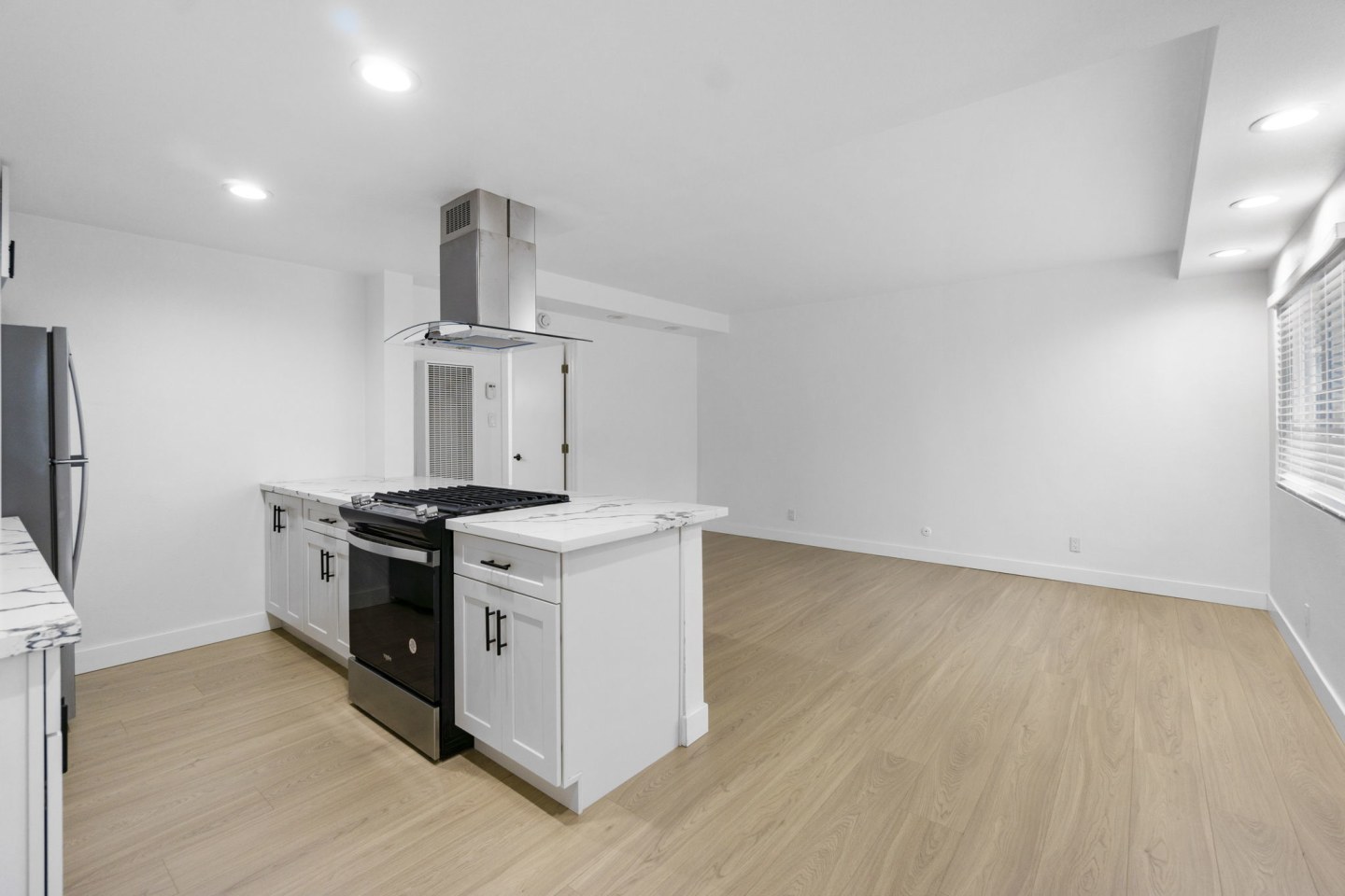 Torrance Gateway Apartments Image 2