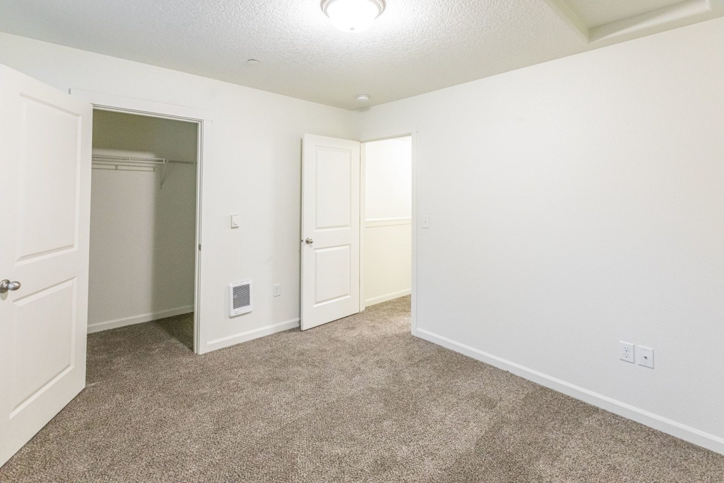 Fairview Court Townhomes Image 9