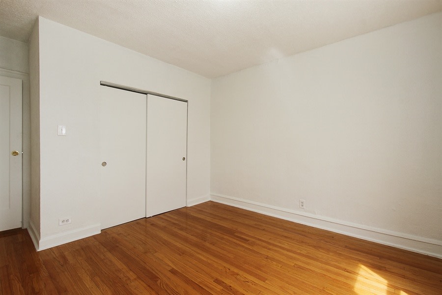 8456 S Wabash Ave Image 7