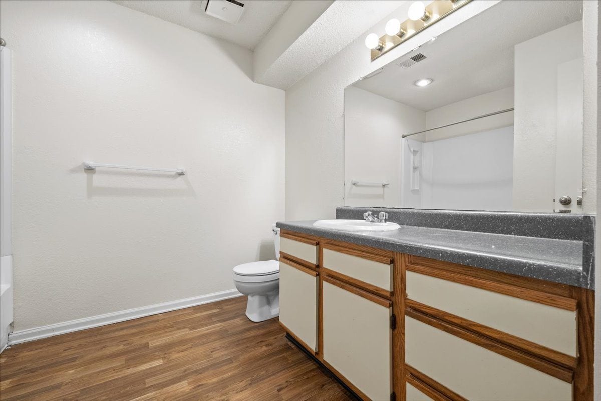 Deerfield Apartments Image 15