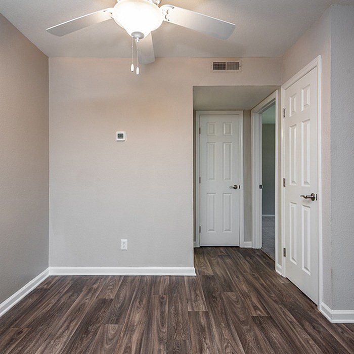 Central Pointe Apartment Homes Image 6