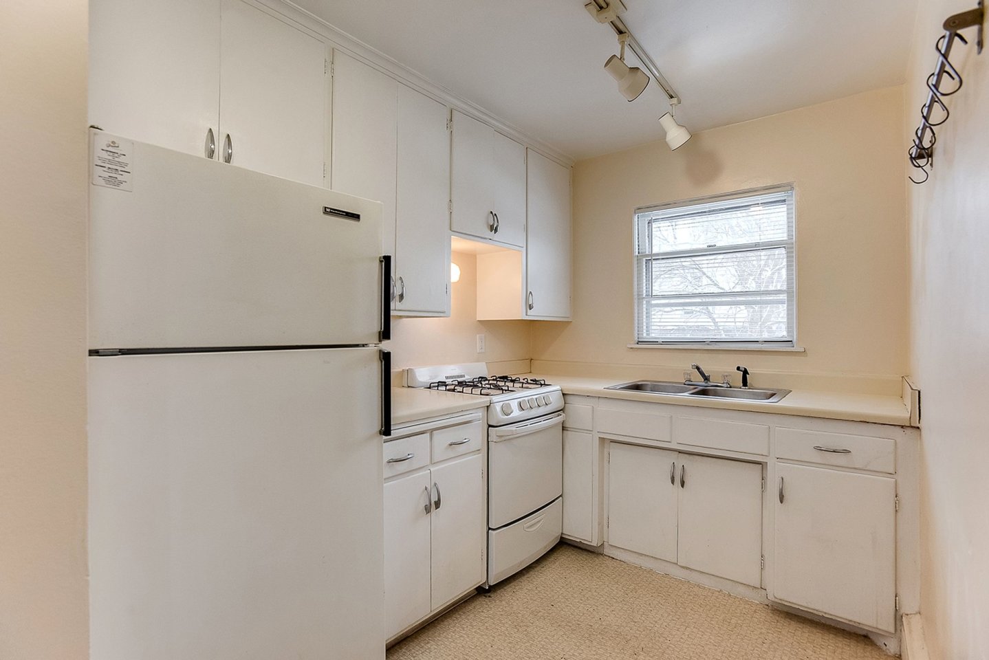 123 West 26th Street Image 3